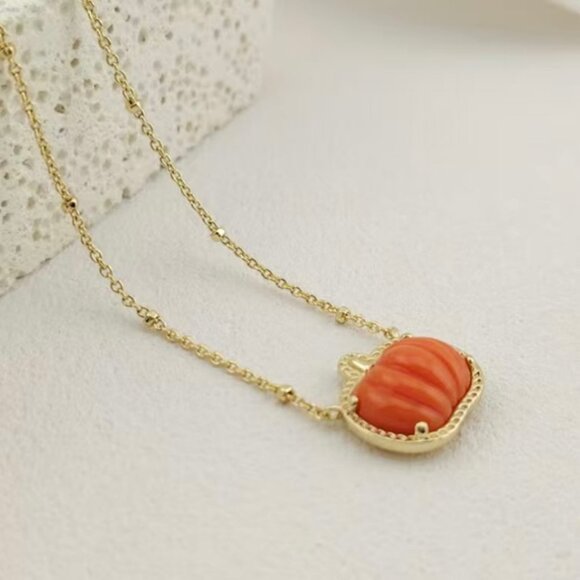 Kendra Scott Pumpkin Gold Short Pendant Necklace - Picture 4 of 5